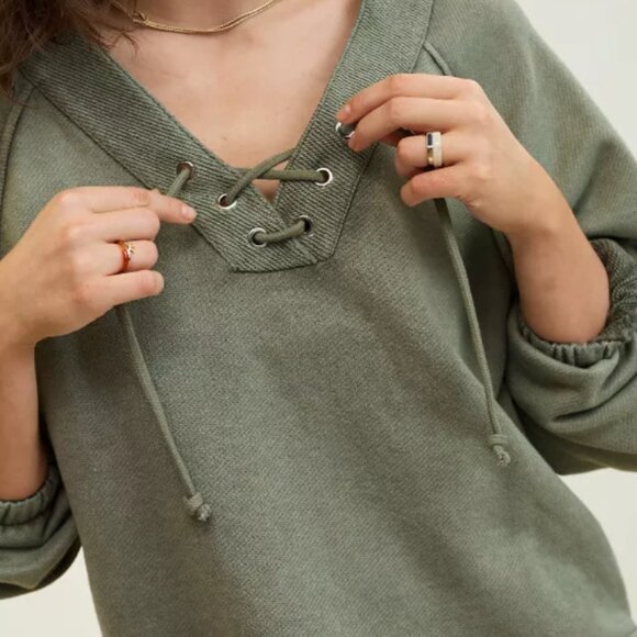 NWOT** Aerie Lace up Sweatshirt - Picture 3 of 4